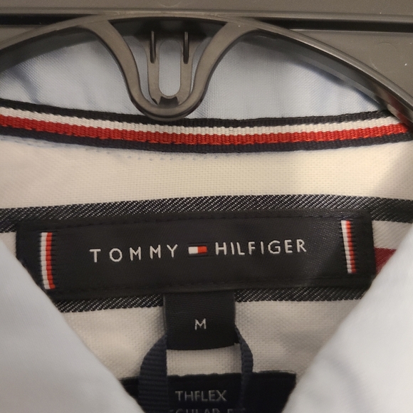 Tommy Hilfiger Flex Light Blue Button-Down Shirt Mens Size Medium - Picture 3 of 6